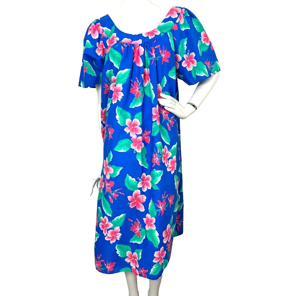 Vintage Meet Me in Maui Hawaiian Floral Dress XL Muumuu Blue Short Sleeve USA